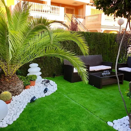 Apartamento Zeniamar Guest house